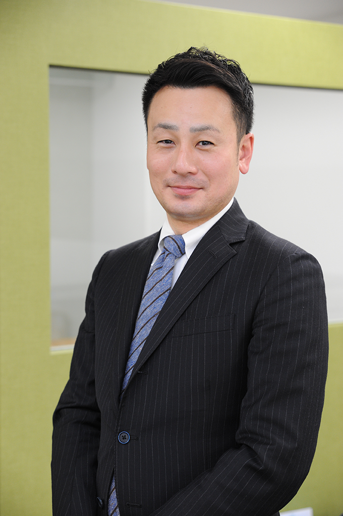 市川貴之